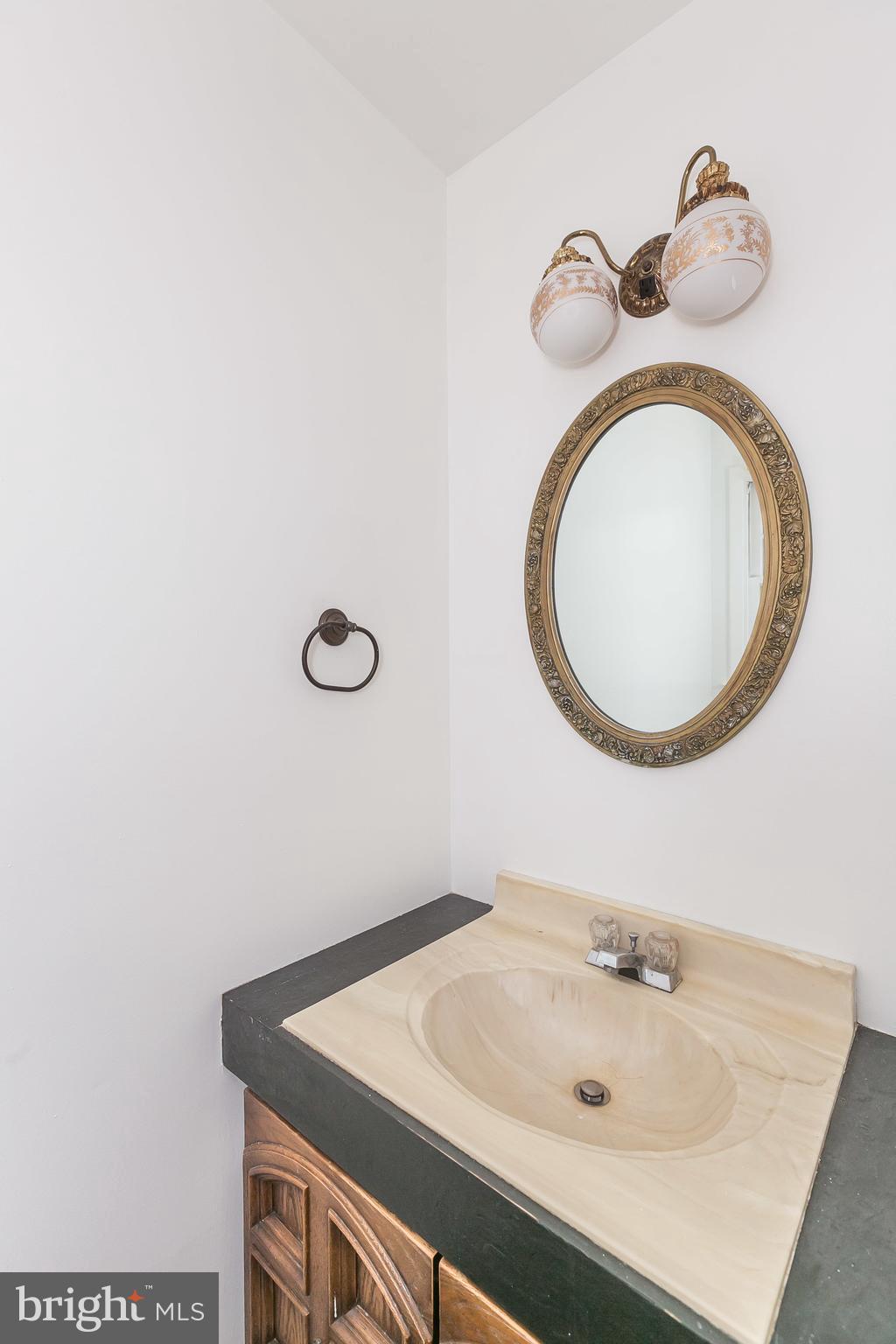 1028 Breezewick Road Towson, MD 21286 - Photo 20 of 27 Gallery Image 20