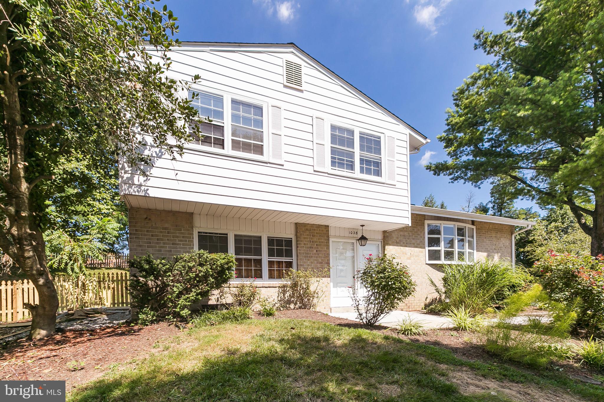 1028 Breezewick Road Towson, MD 21286 - Photo 3 of 27 Gallery Image 3