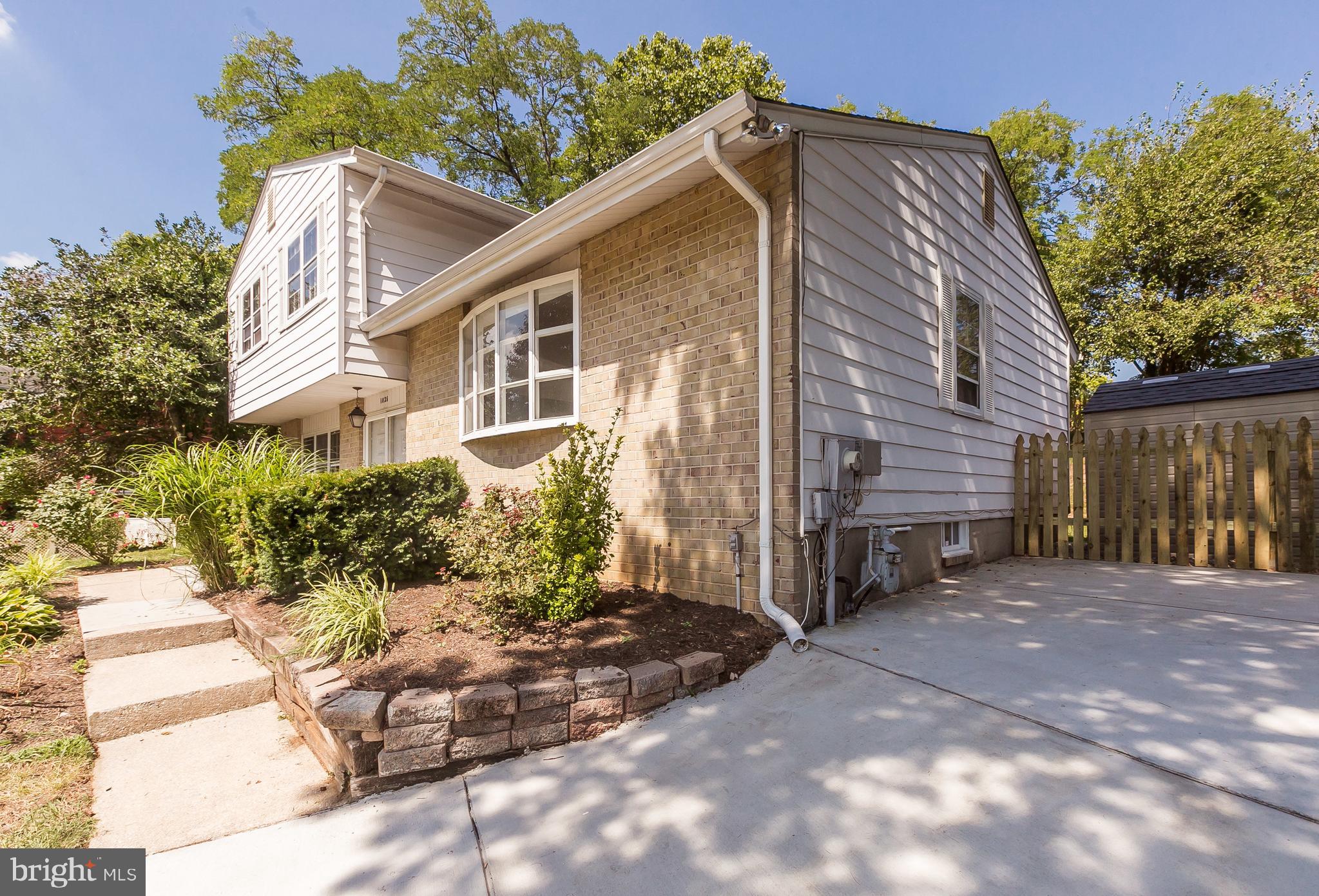 1028 Breezewick Road Towson, MD 21286 - Photo 5 of 27 Gallery Image 5