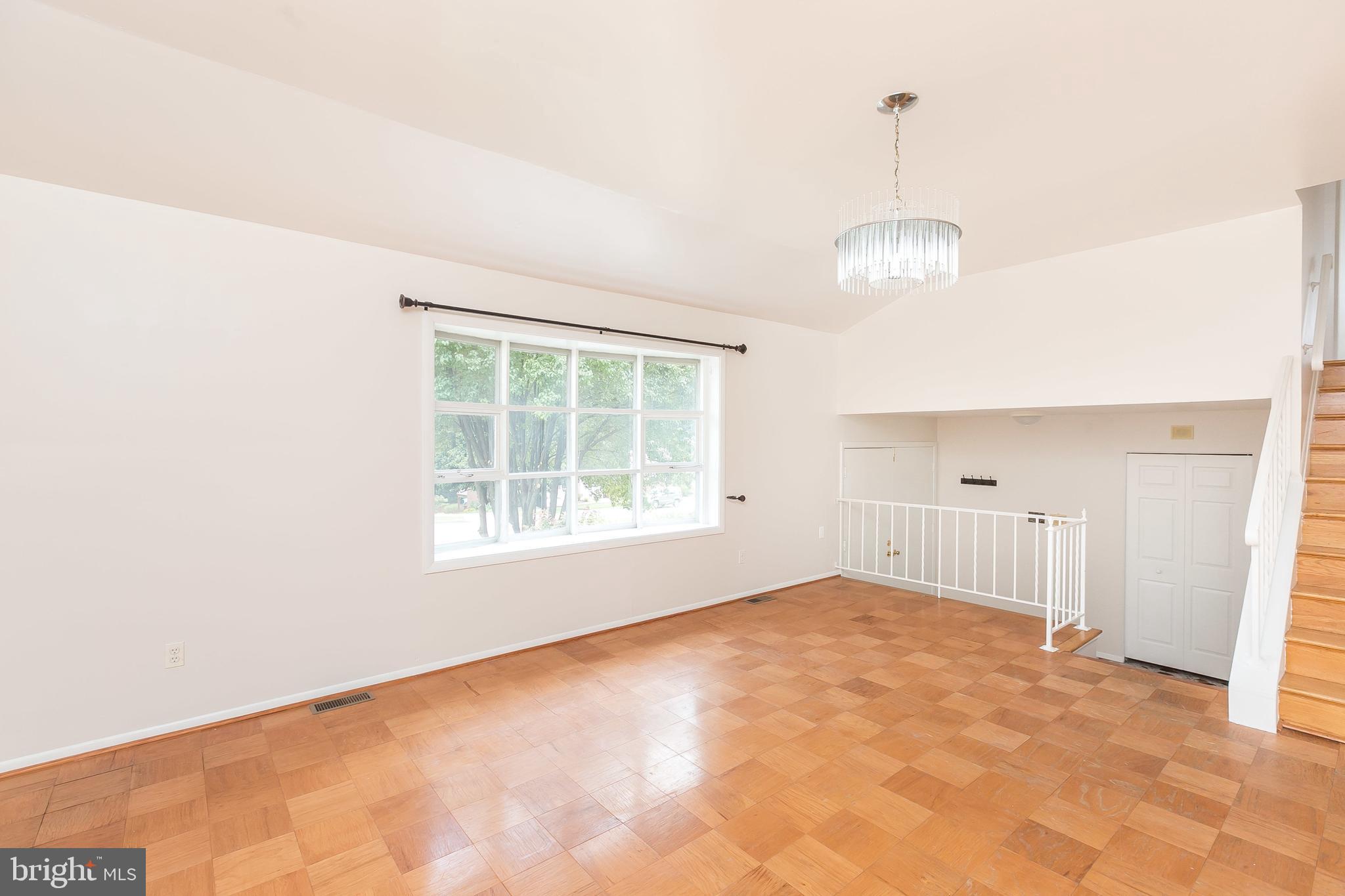 1028 Breezewick Road Towson, MD 21286 - Photo 7 of 27 Gallery Image 7