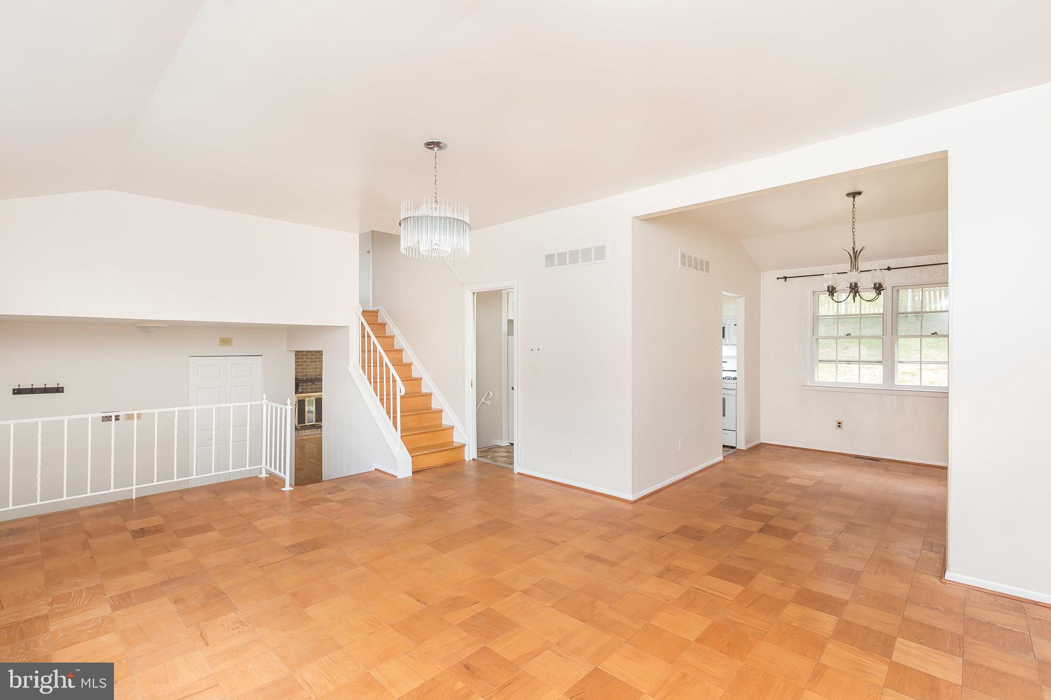 1028 Breezewick Road Towson, MD 21286 - Photo 9 of 27 Gallery Image 9