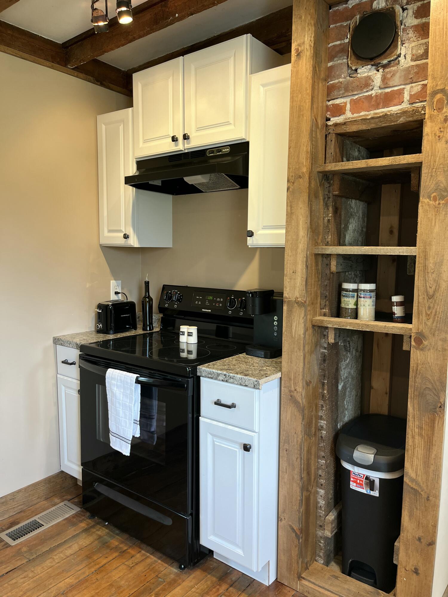 168 Guzzle Road Gouldsboro, ME 04607 - Photo 12 of 33 IMG_3375