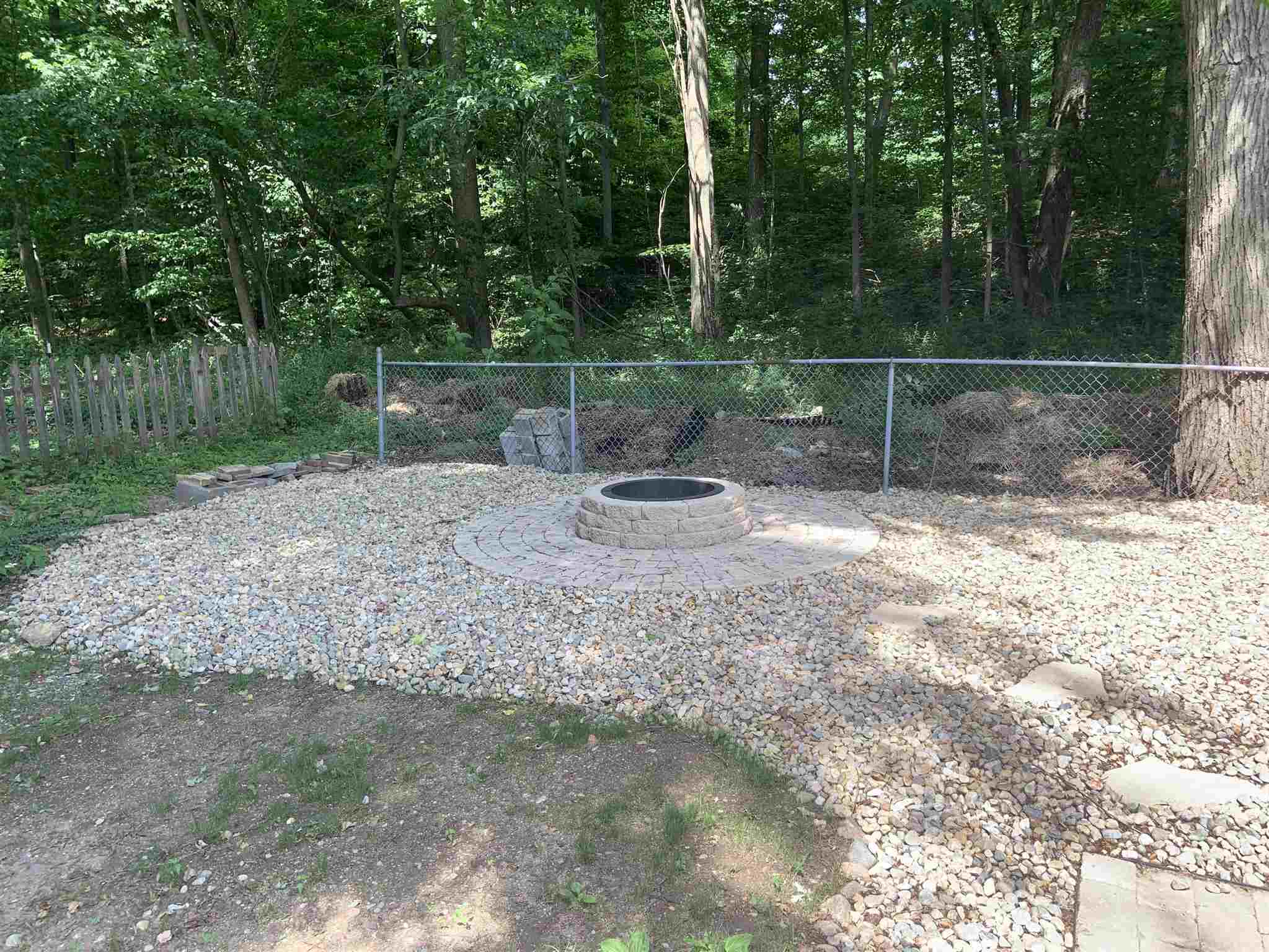 6746 North Kalorama Road Leesburg, IN 46538 - Photo 5 of 36 Gallery Image 5