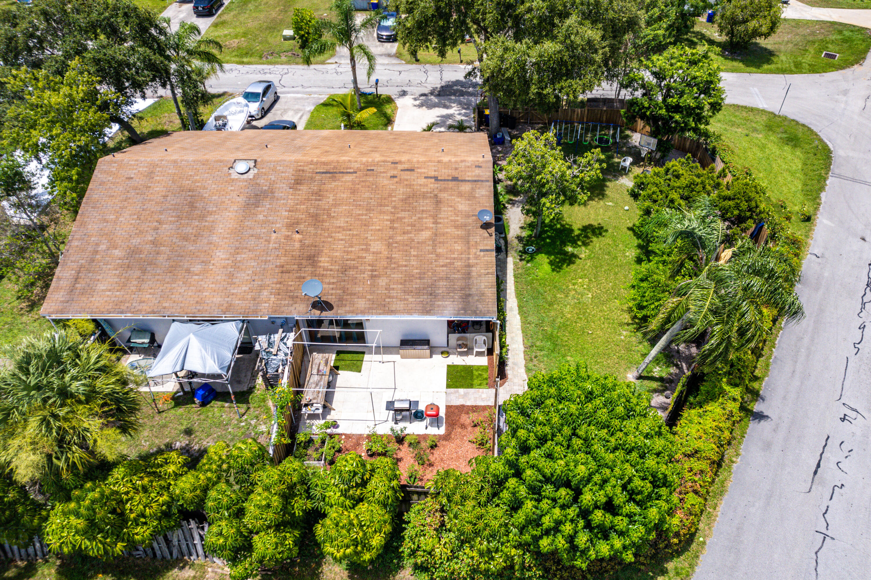 4616 Southeast Marie Way Stuart, FL 34997 - Photo 29 of 38 032-4616SoutheastMarieWay-Stuart-FL-3499