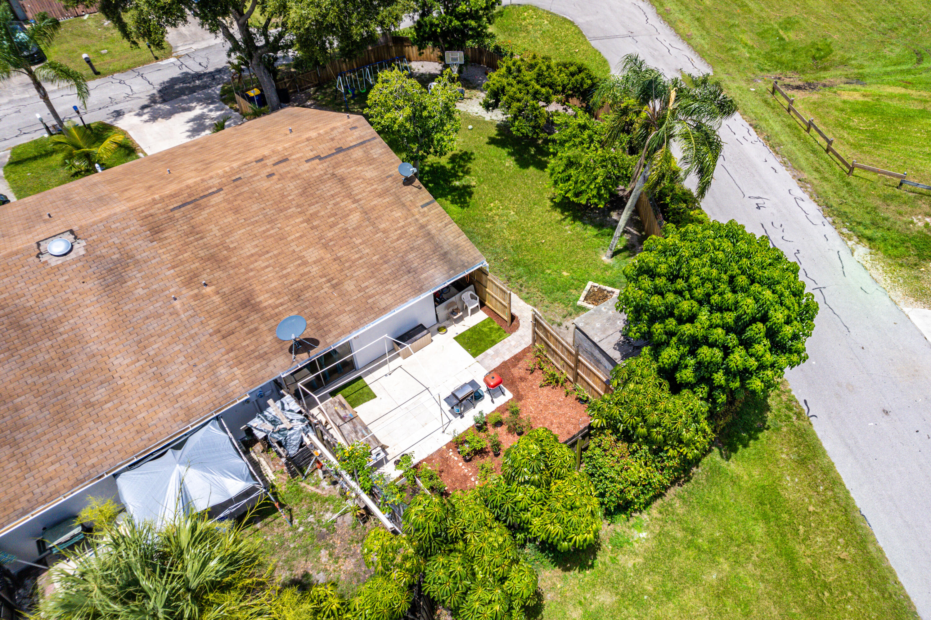 4616 Southeast Marie Way Stuart, FL 34997 - Photo 30 of 38 033-4616SoutheastMarieWay-Stuart-FL-3499