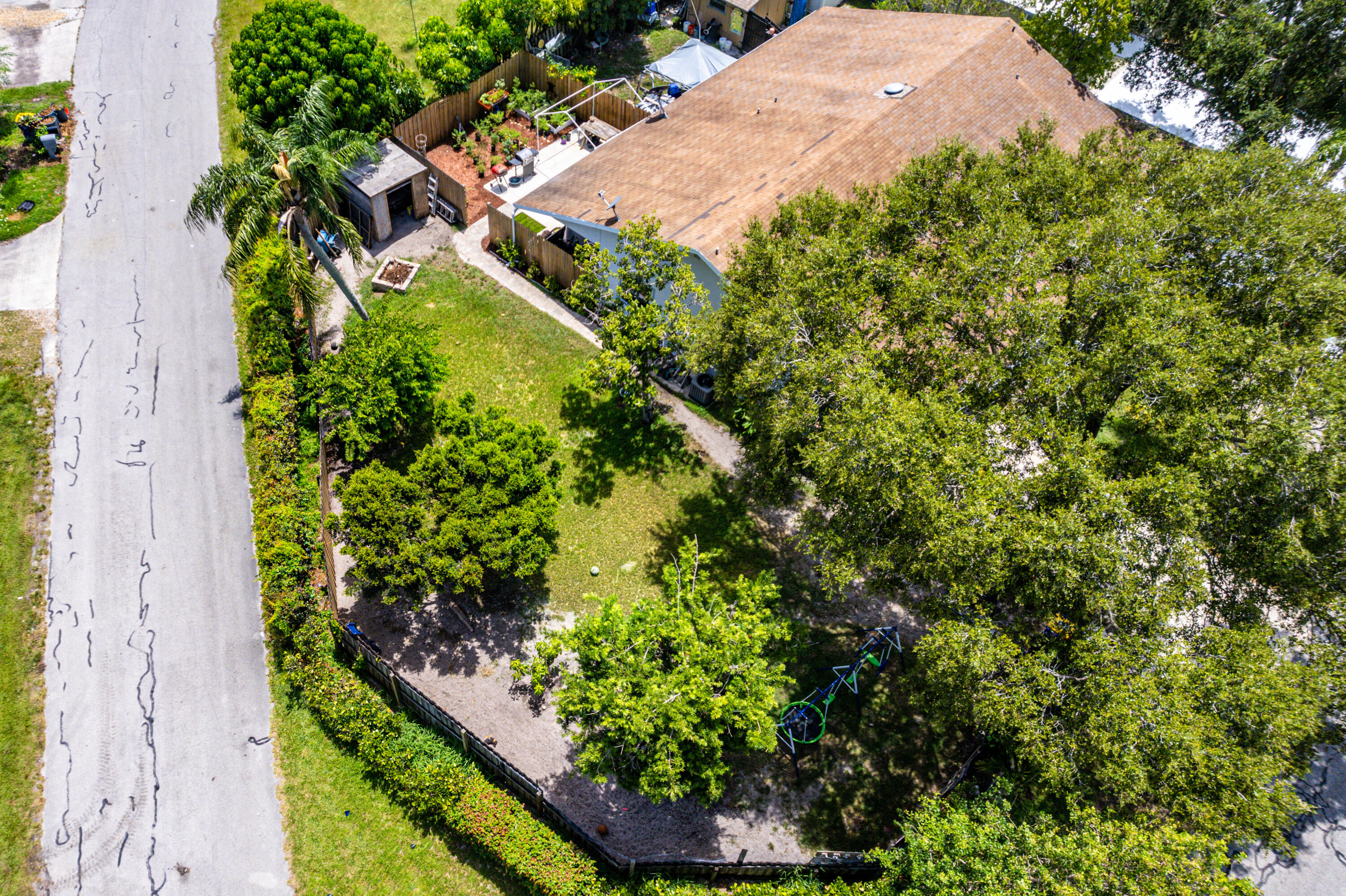 4616 Southeast Marie Way Stuart, FL 34997 - Photo 31 of 38 034-4616SoutheastMarieWay-Stuart-FL-3499