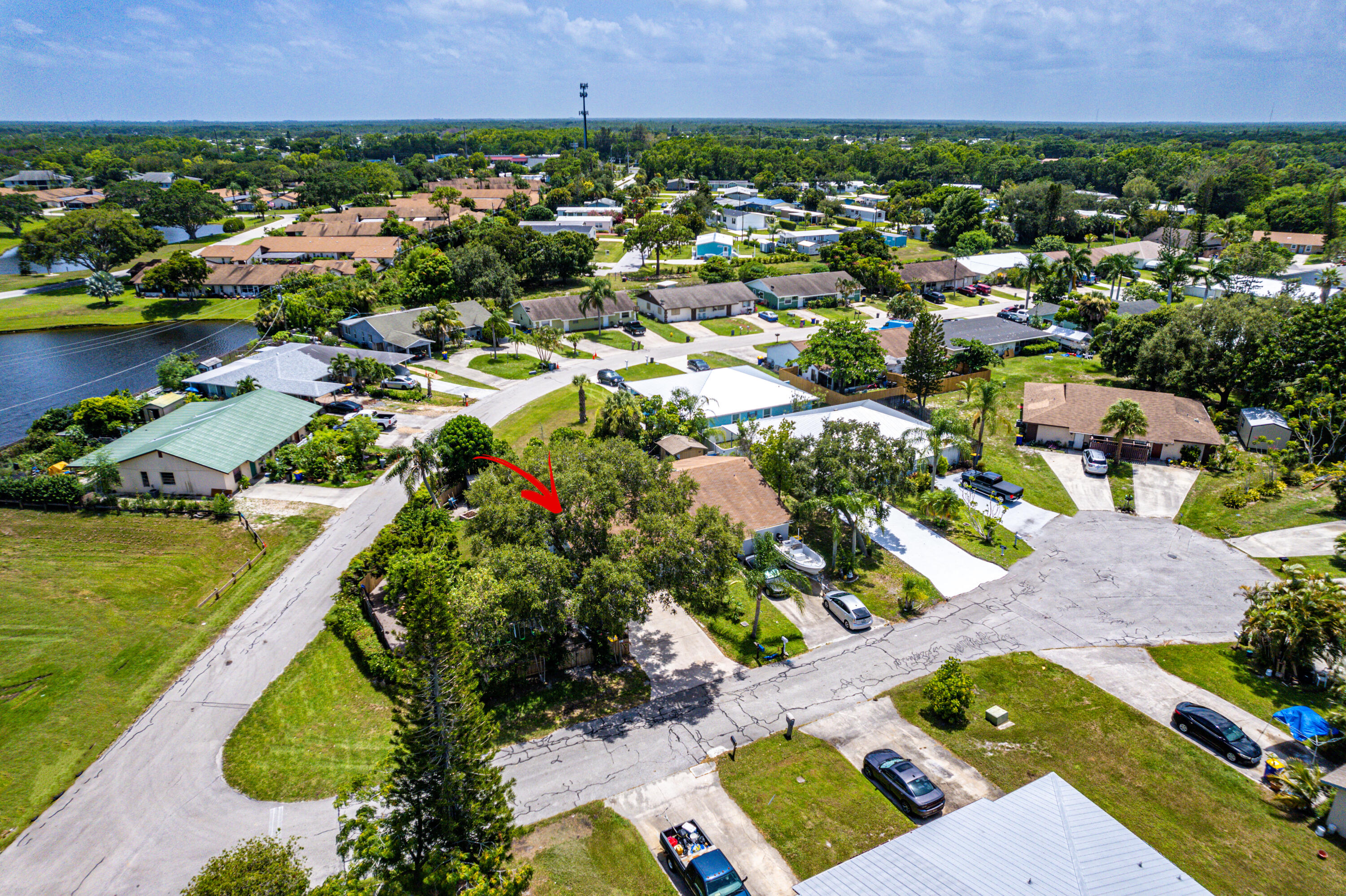 4616 Southeast Marie Way Stuart, FL 34997 - Photo 33 of 38 036-4616SoutheastMarieWay-Stuart-FL-3499