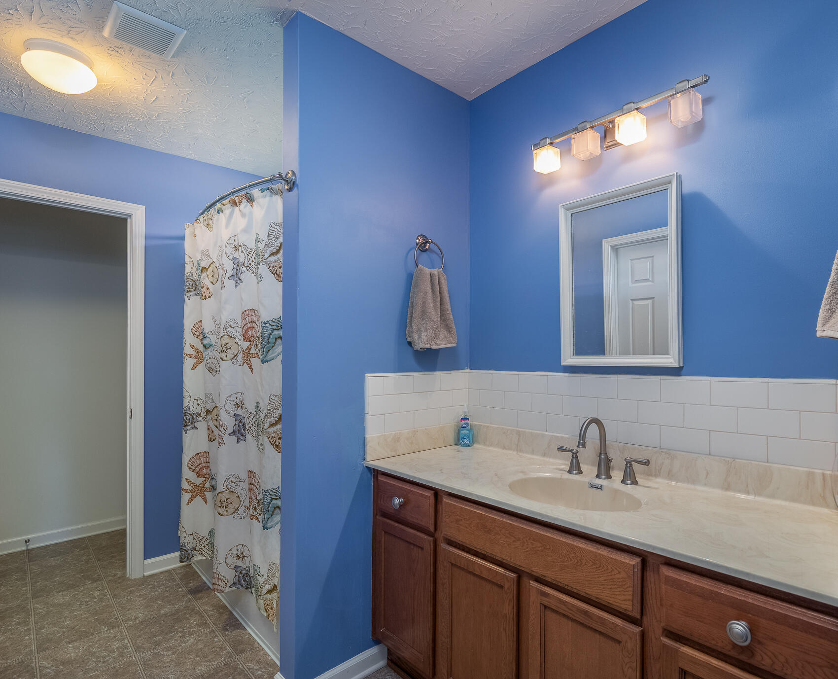 1053 Cedar Ridge Lane Versailles, KY 40383 - Photo 14 of 19 1053 Cedar Ridge_-19