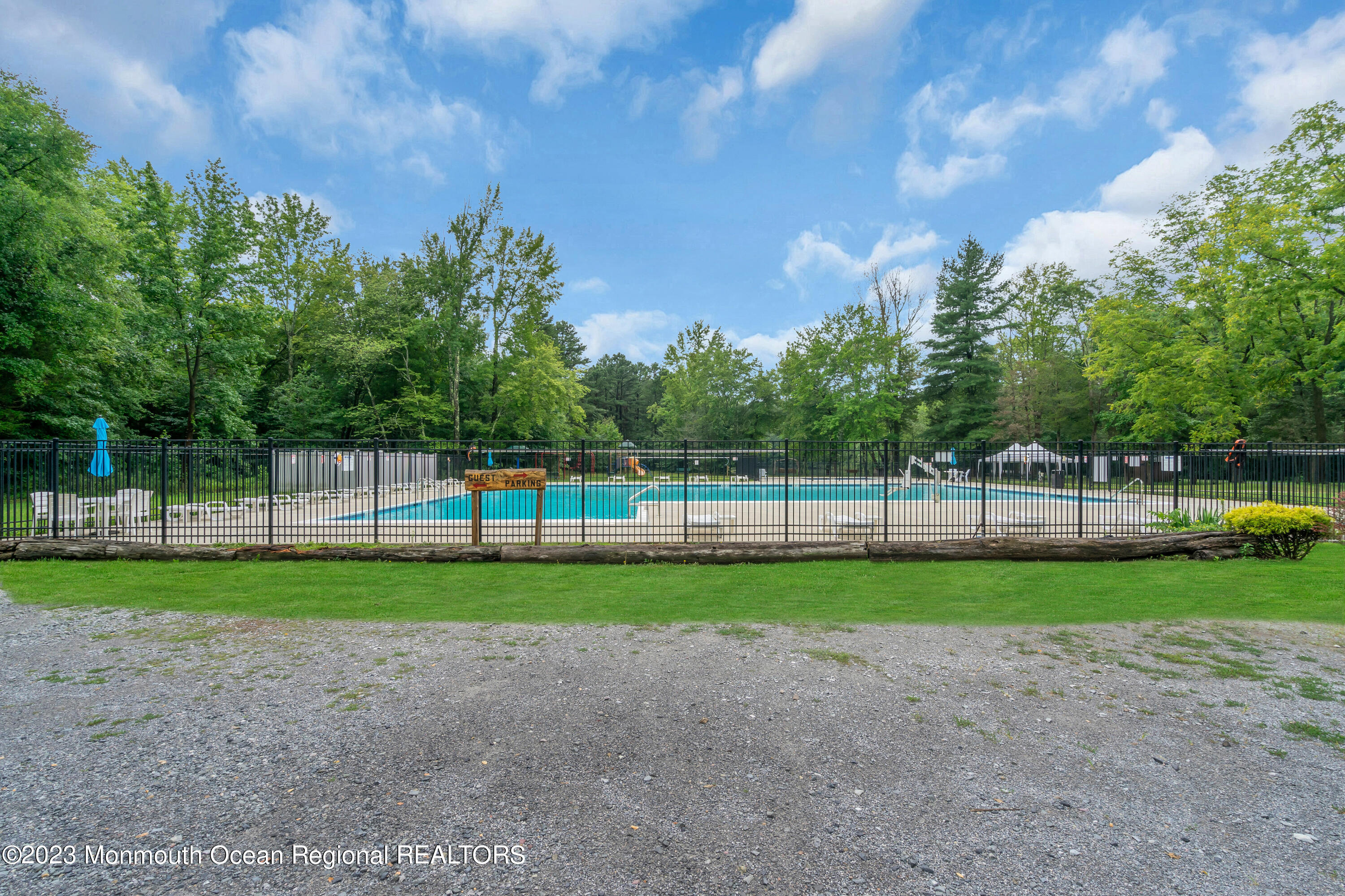 724 Monmouth Road, Unit 33 Cream Ridge, NJ 08514 - Photo 20 of 27