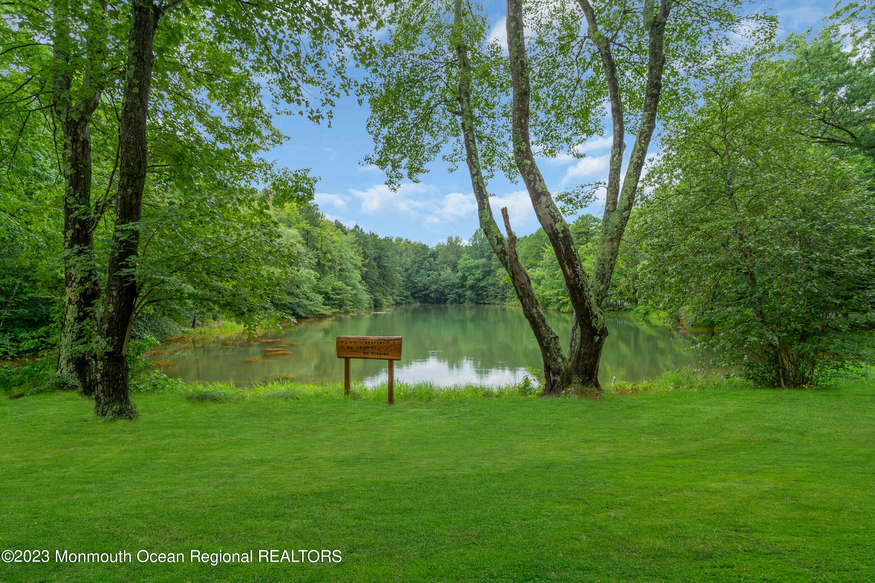 724 Monmouth Road, Unit 33 Cream Ridge, NJ 08514 - Photo 24 of 27 a view of a garden