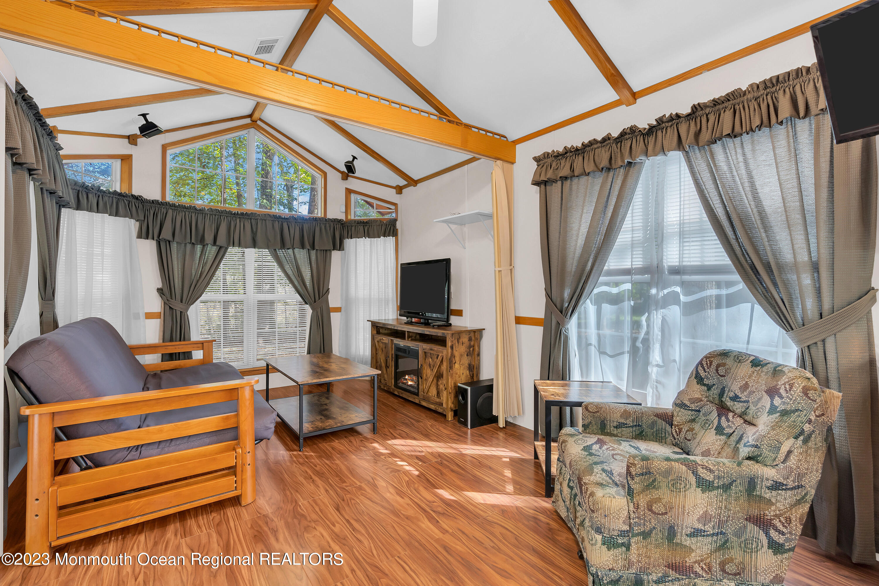 724 Monmouth Road, Unit 33 Cream Ridge, NJ 08514 - Photo 7 of 27 008_dsc04678-1