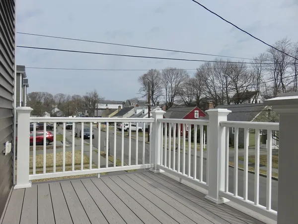 $4,800 | 32 Gale Street, Unit 1, Waltham, MA 02453