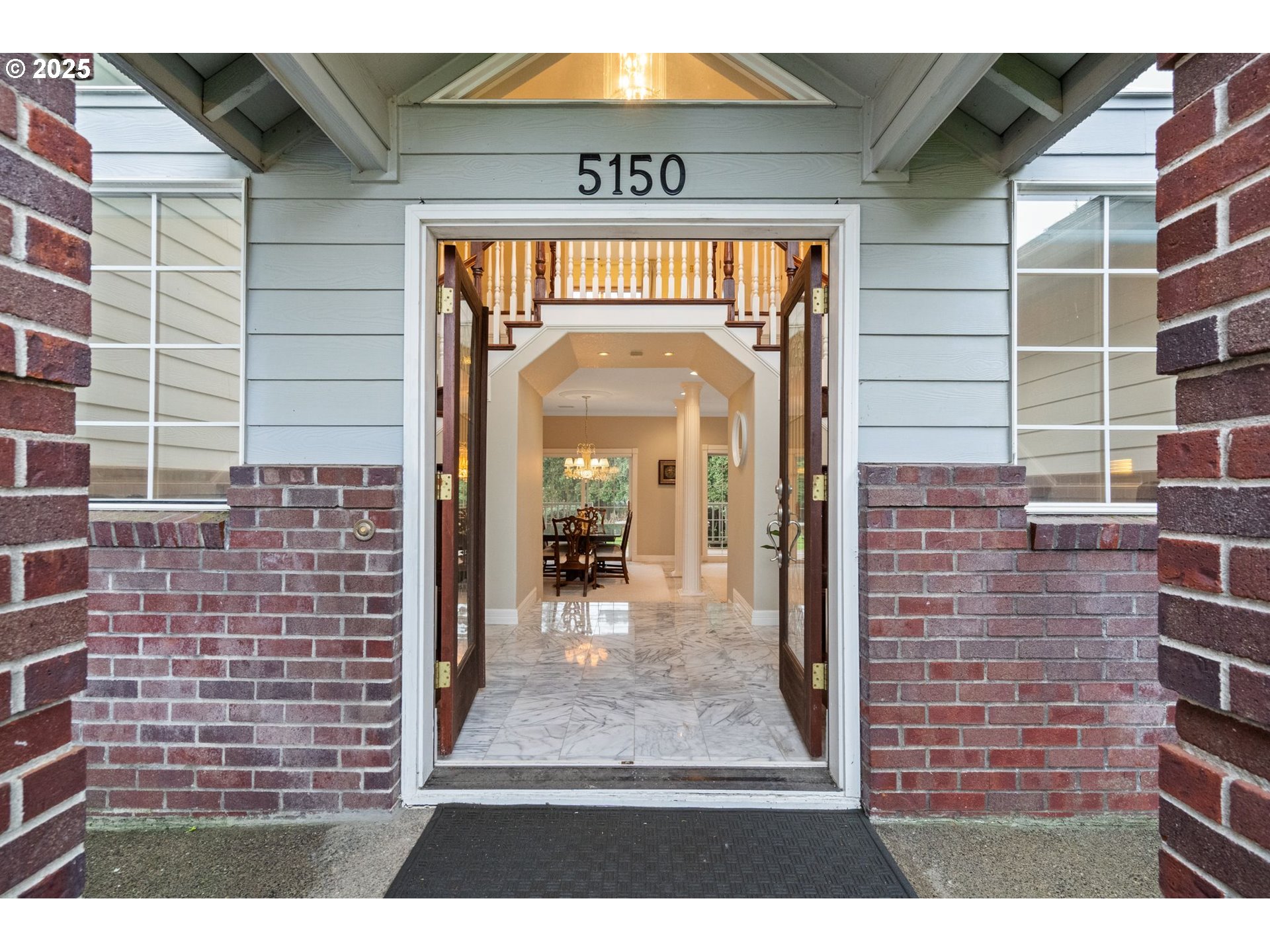 5150 Northwest Valley Court Camas, WA 98607 - Photo 5 of 48 a view of a hallway with a outdoor seating