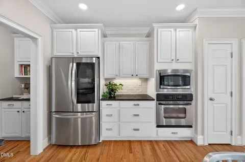 $1,100,000 | 904 Strathorn Drive, Cary, NC 27519