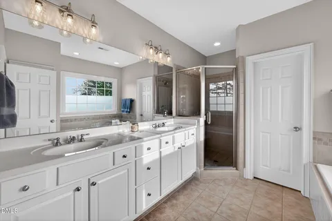 $1,100,000 | 904 Strathorn Drive, Cary, NC 27519