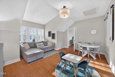 $1,100,000 | 904 Strathorn Drive, Cary, NC 27519