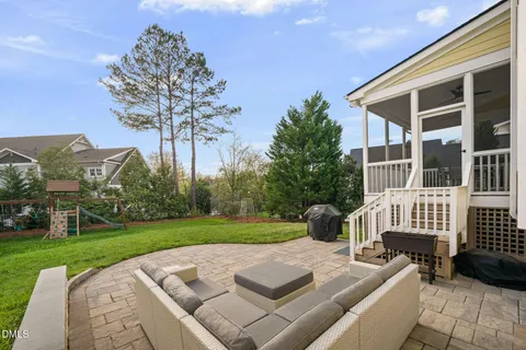 $1,100,000 | 904 Strathorn Drive, Cary, NC 27519