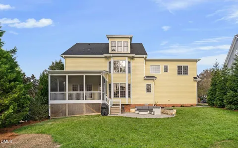 $1,100,000 | 904 Strathorn Drive, Cary, NC 27519