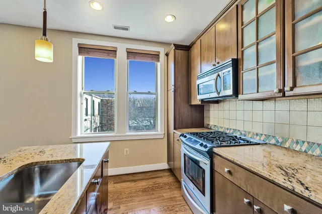 $535,000 | 1718 1st Street Northwest, Unit 4, Washington, DC 20001