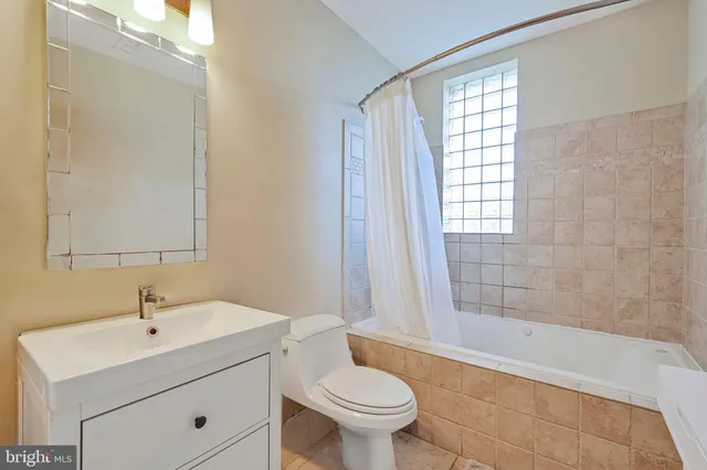 $535,000 | 1718 1st Street Northwest, Unit 4, Washington, DC 20001