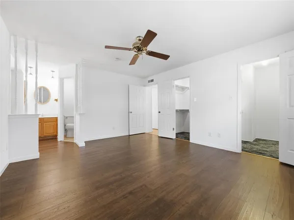 $2,200 | 3053 Villa Sur Trail, Dallas, TX 75228