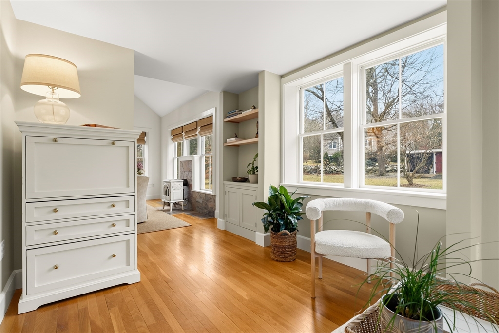 629 Country Way Scituate, MA 02066 - Photo 18 of 42