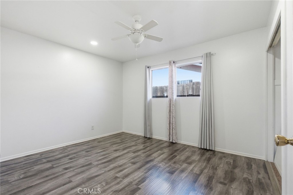 6638 Park Rialto, CA 92376 - Photo 12 of 36