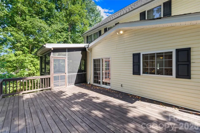 a view of outdoor space