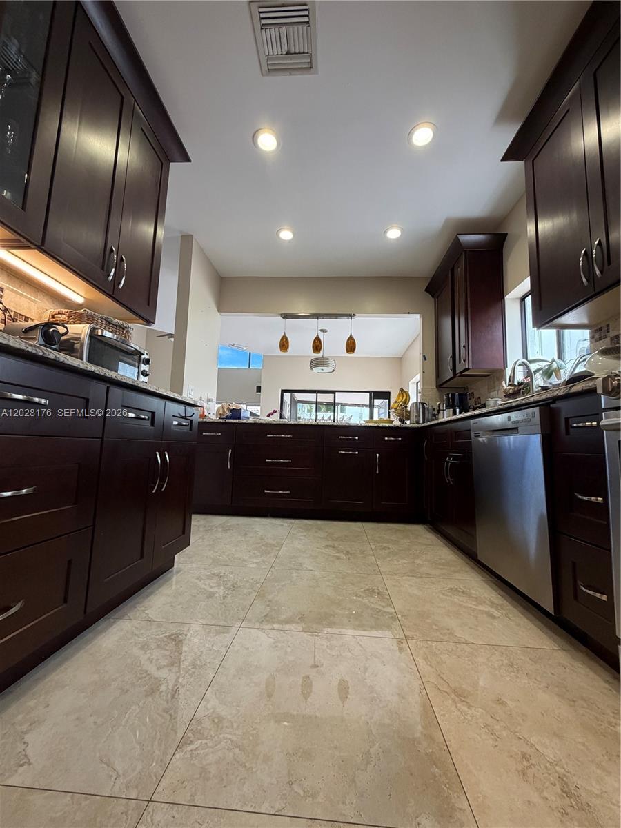 21719 Cromwell Circle Boca Raton, FL 33486 - Photo 17 of 85