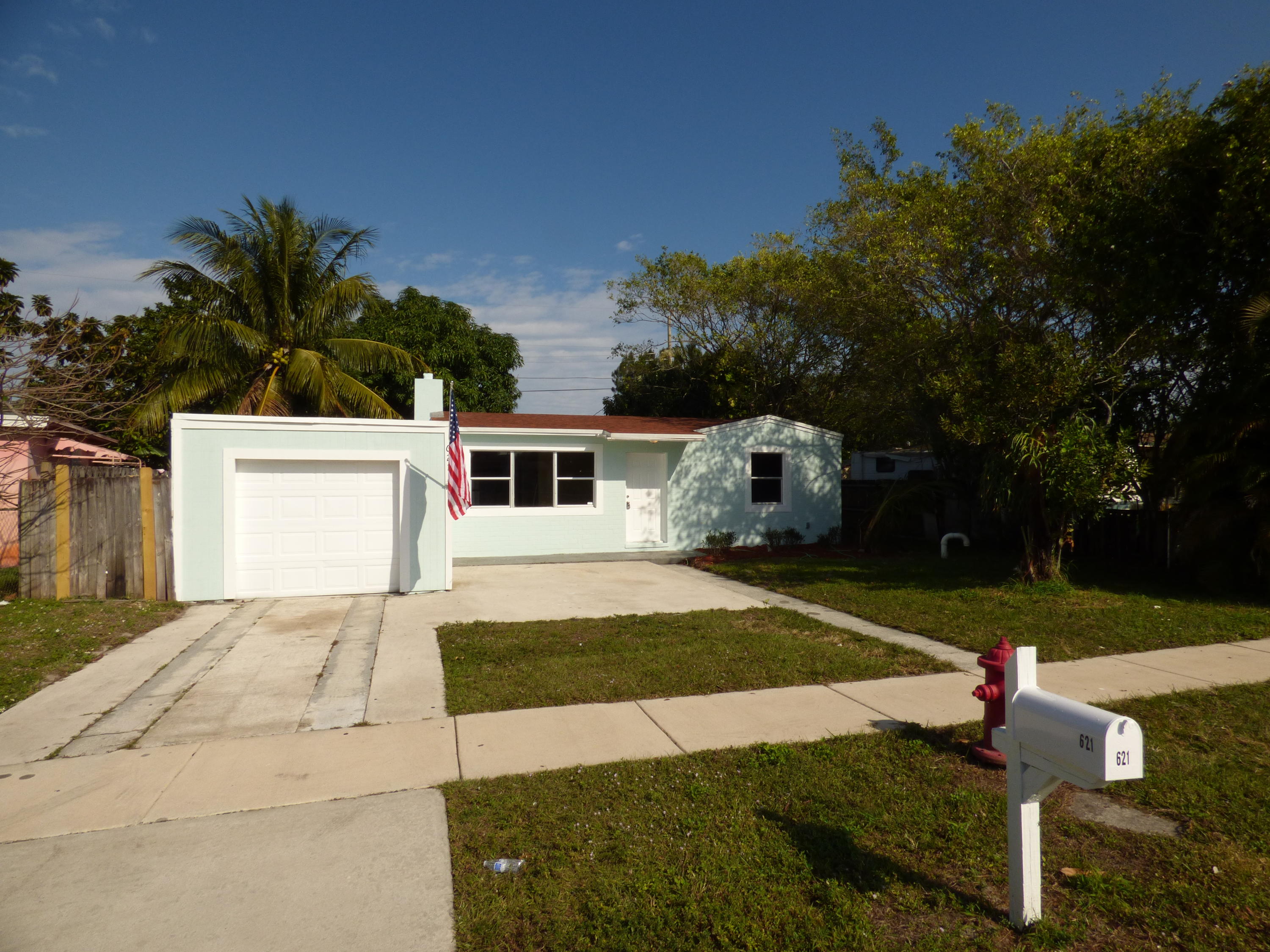 621 Beech Road West Palm Beach, FL 33409 - Photo 13 of 14 P1020433