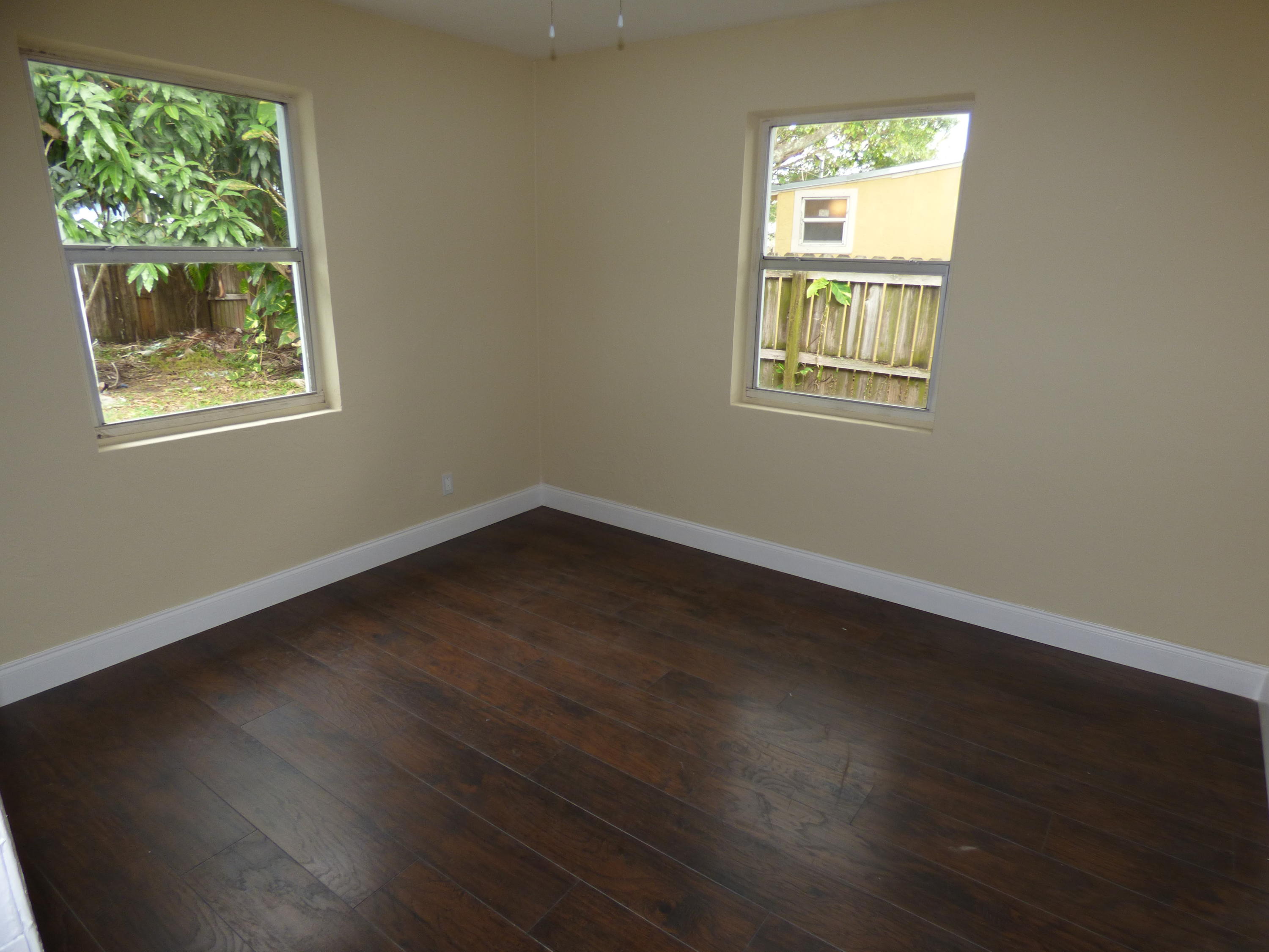 621 Beech Road West Palm Beach, FL 33409 - Photo 9 of 14 P1020437