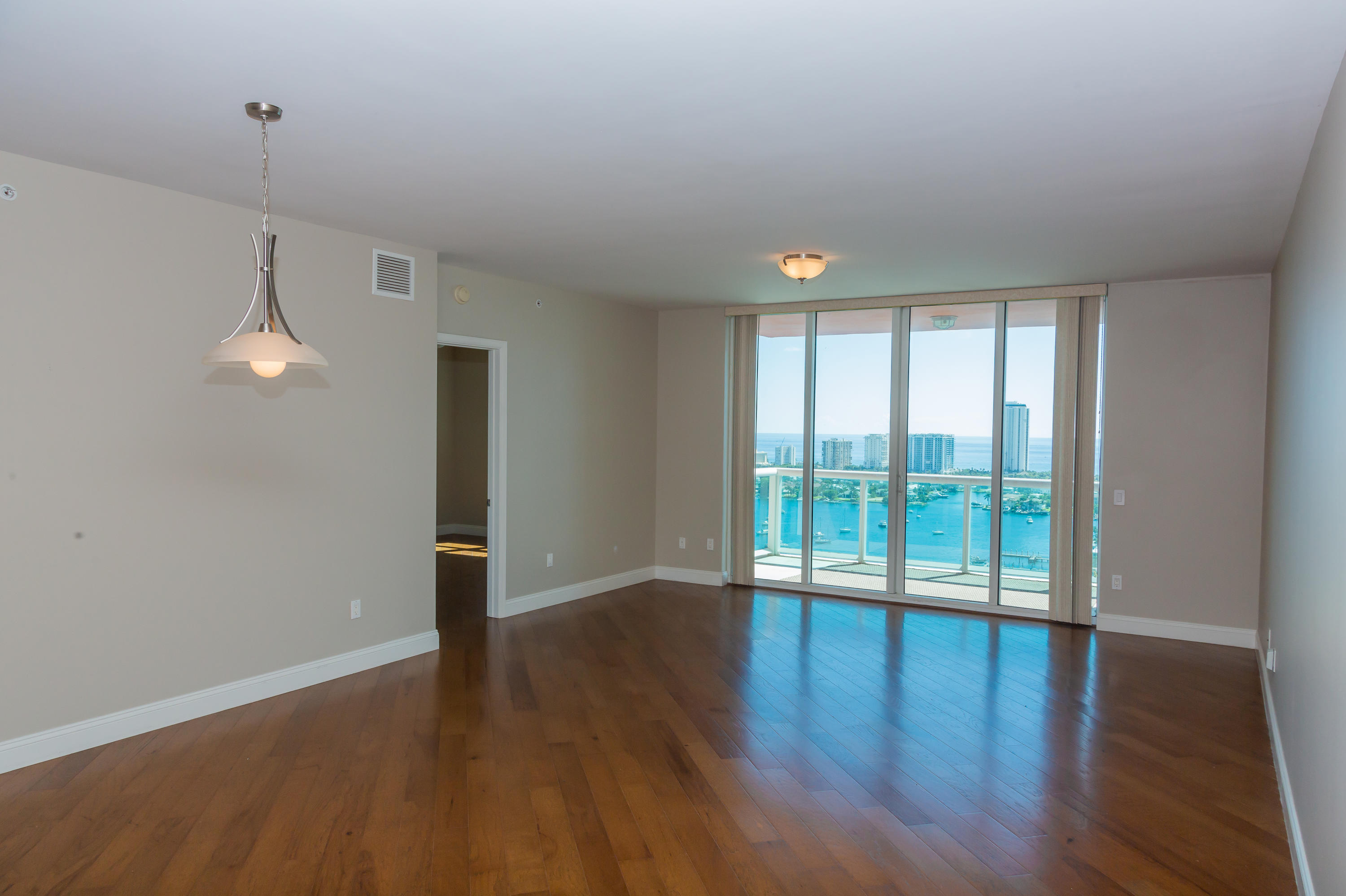 2640 Lake Shore Drive, Unit 2508 Riviera Beach, FL 33404 - Photo 21 of 61 091A7329