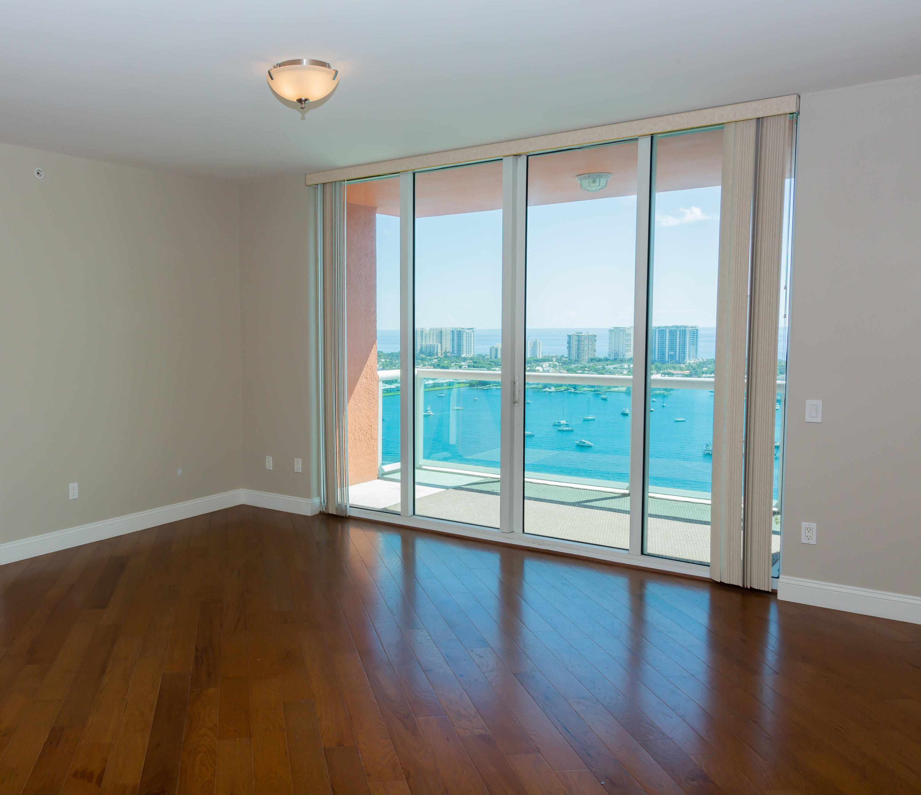 2640 Lake Shore Drive, Unit 2508 Riviera Beach, FL 33404 - Photo 25 of 61 091A7334