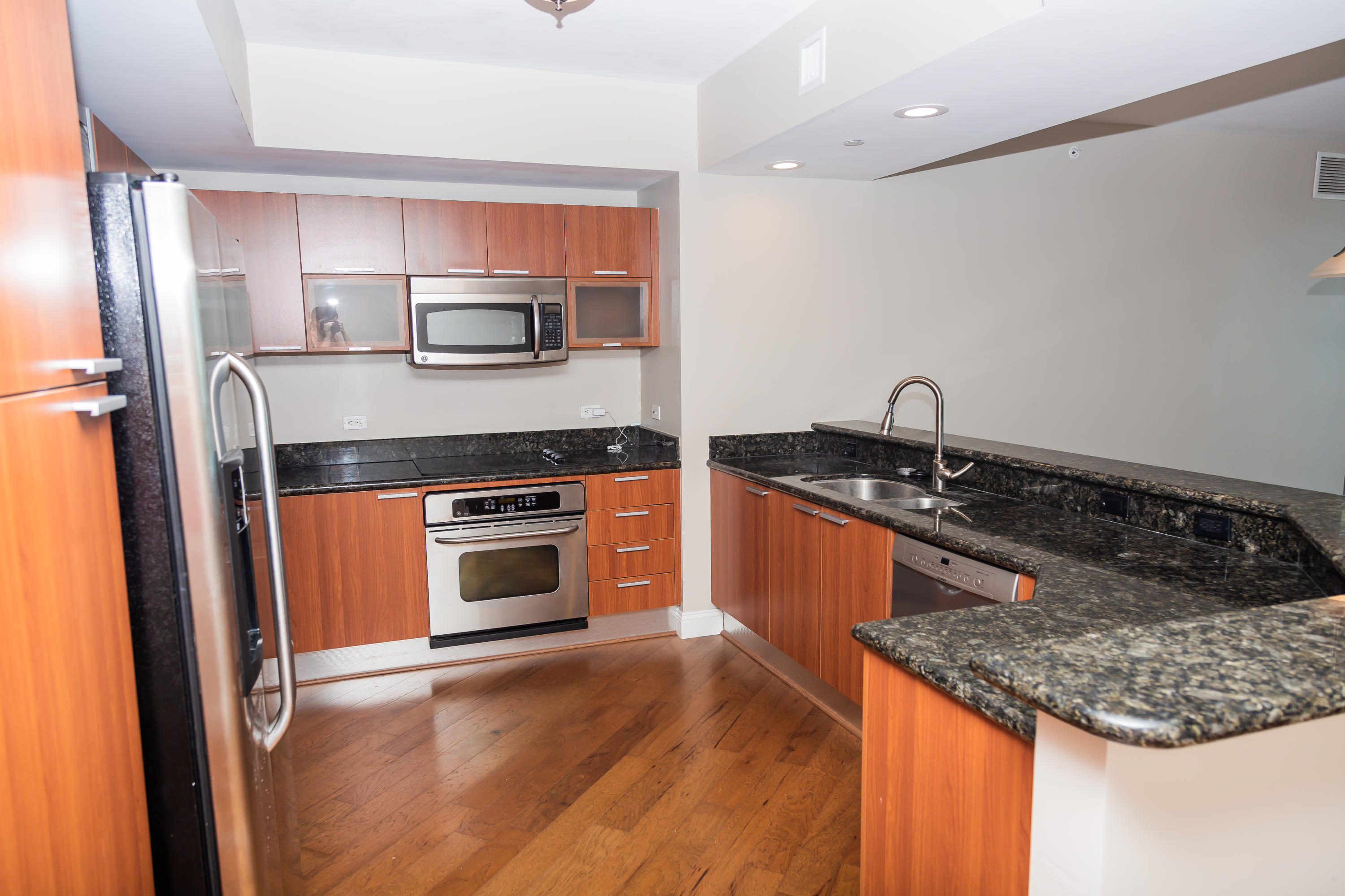 2640 Lake Shore Drive, Unit 2508 Riviera Beach, FL 33404 - Photo 42 of 61 091A7376