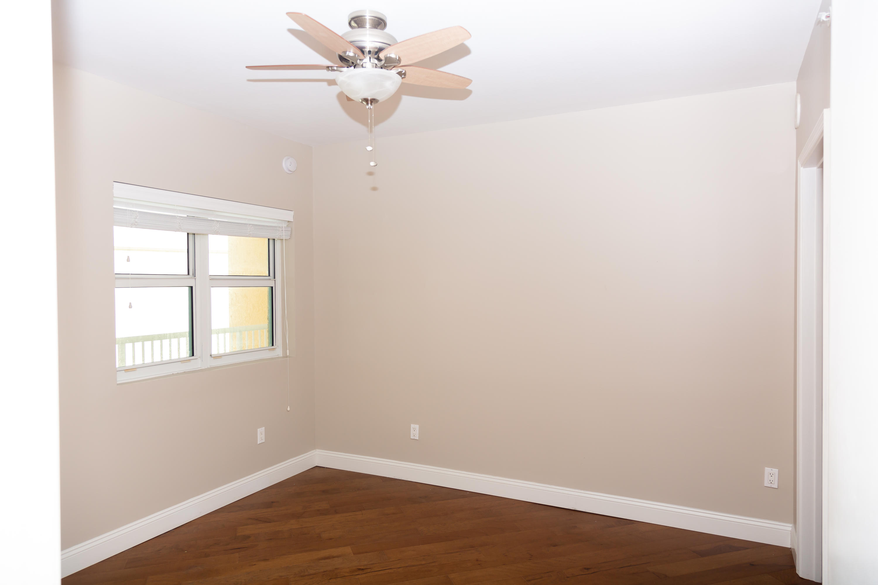 2640 Lake Shore Drive, Unit 2508 Riviera Beach, FL 33404 - Photo 44 of 61 091A7378