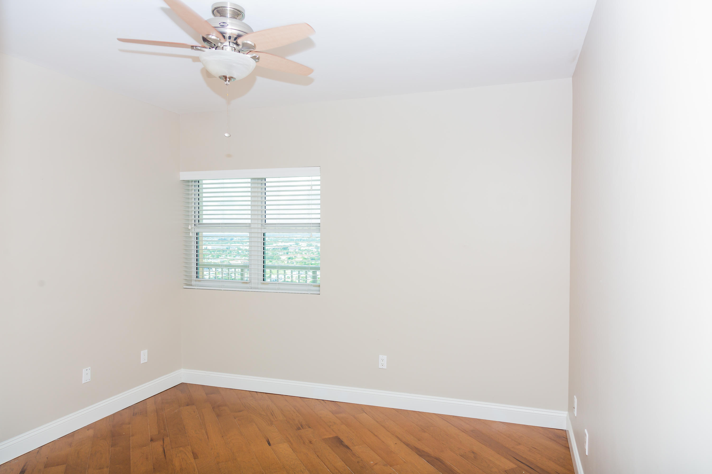 2640 Lake Shore Drive, Unit 2508 Riviera Beach, FL 33404 - Photo 50 of 61 091A7396
