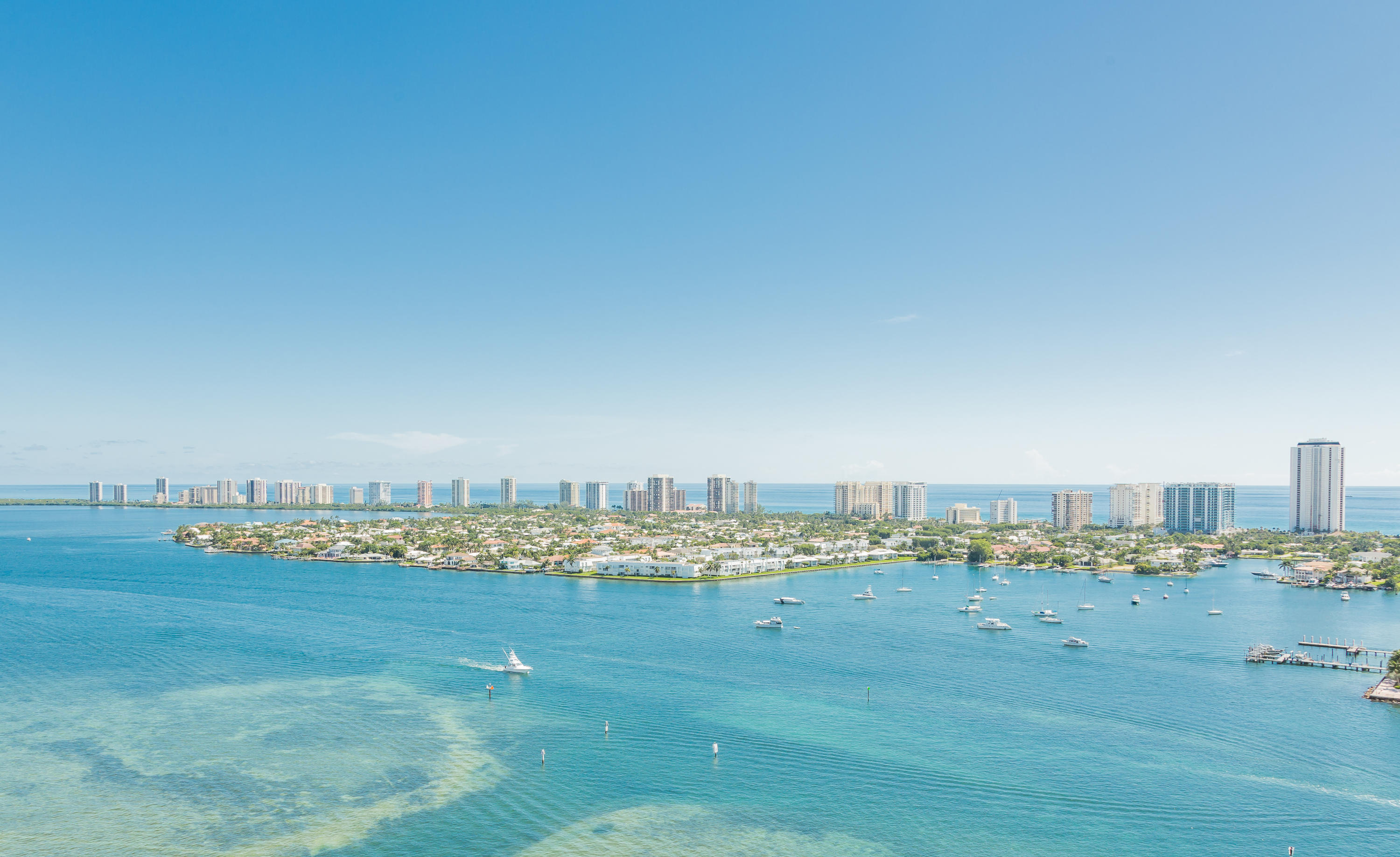 2640 Lake Shore Drive, Unit 2508 Riviera Beach, FL 33404 - Photo 55 of 61 091A7406
