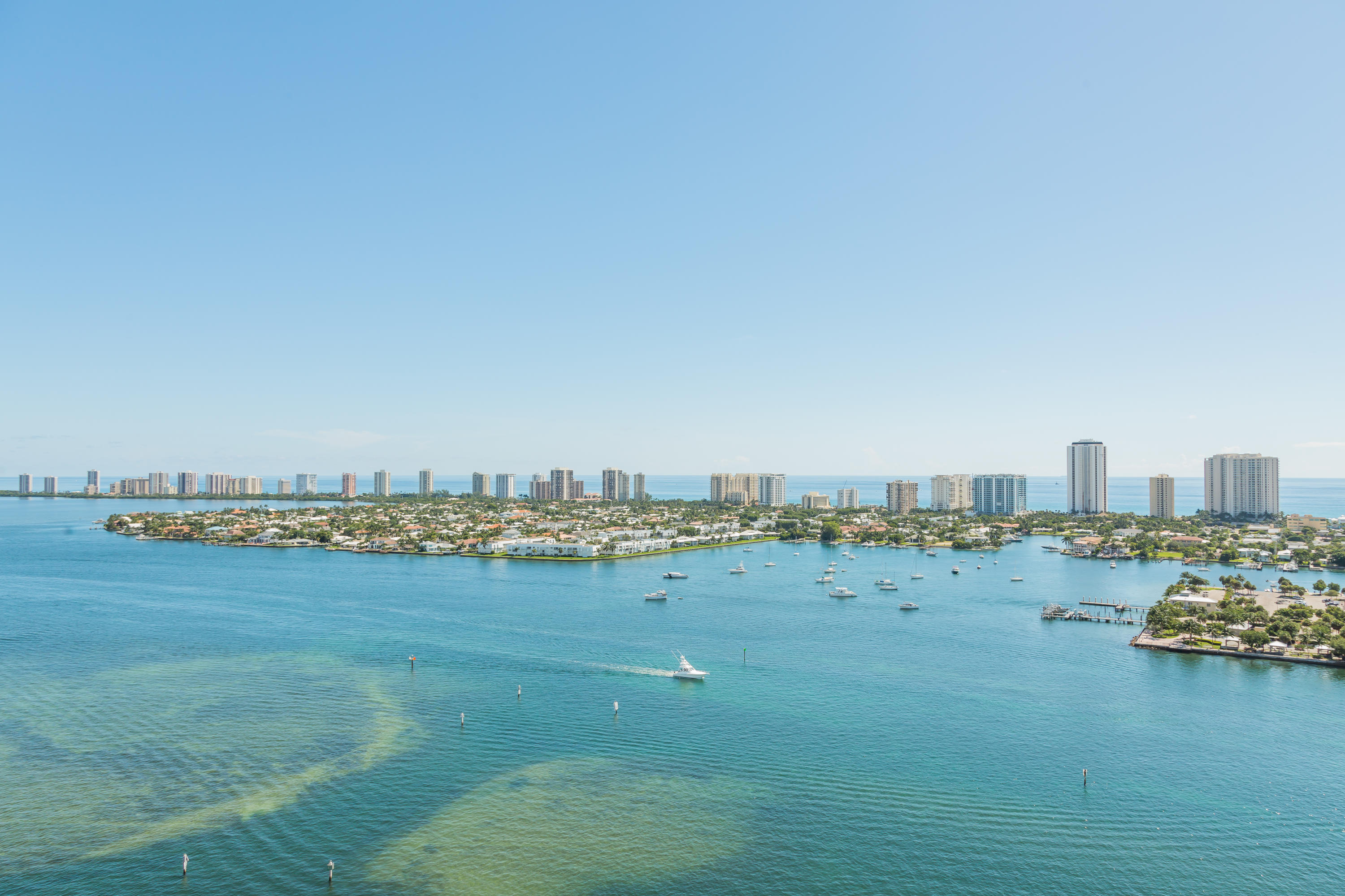 2640 Lake Shore Drive, Unit 2508 Riviera Beach, FL 33404 - Photo 56 of 61 091A7412