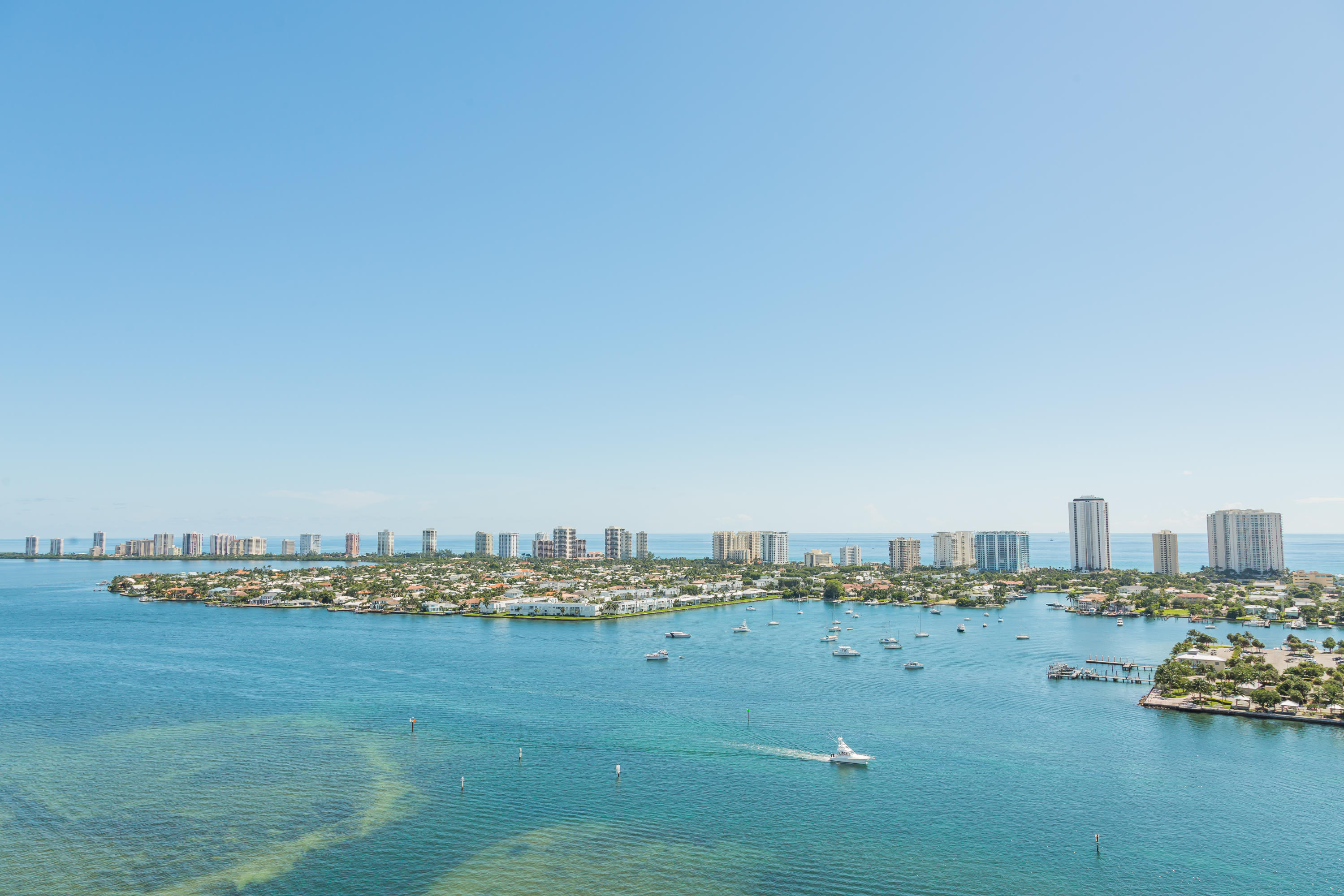 2640 Lake Shore Drive, Unit 2508 Riviera Beach, FL 33404 - Photo 61 of 61 091A7415