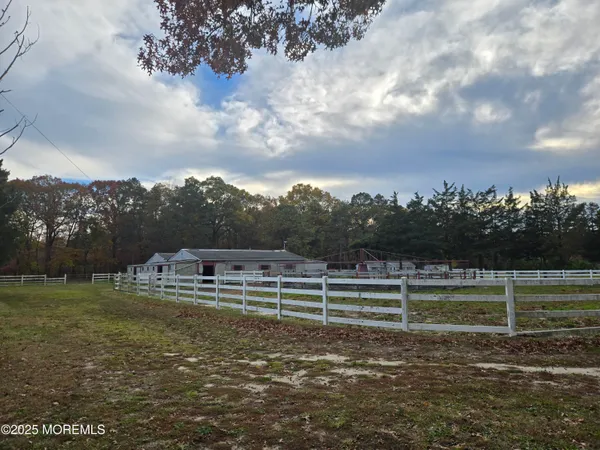 $2,500 | 300 Toms River Road, Jackson, NJ 08527