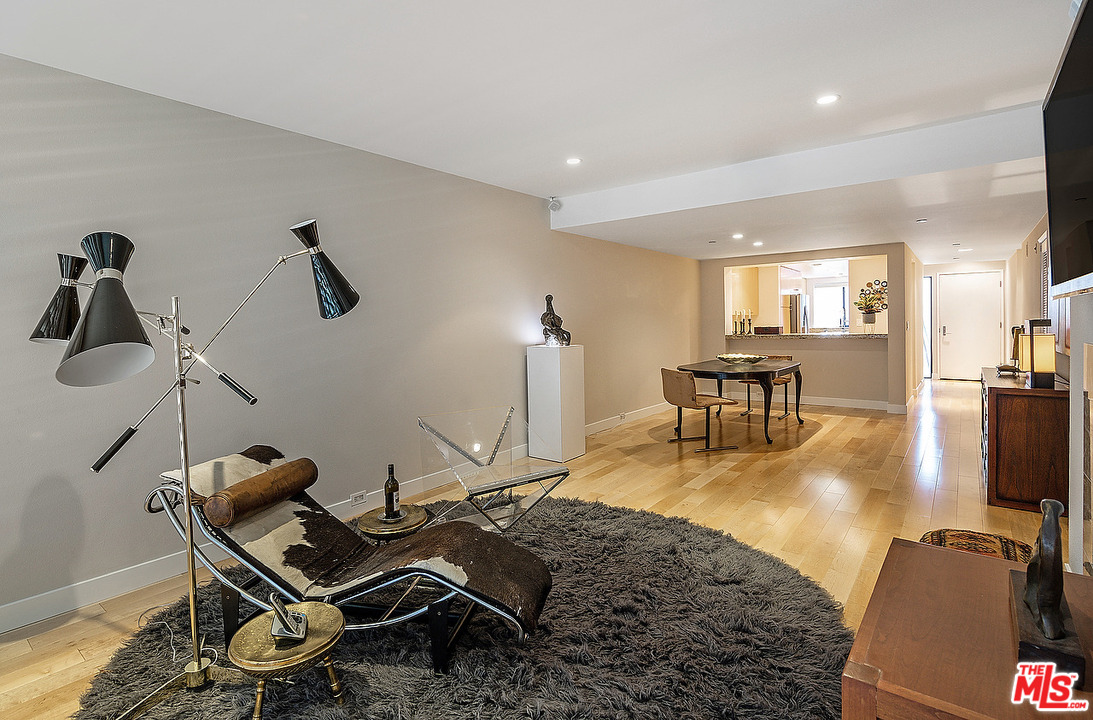 2940 Neilson Way, Unit 203 Santa Monica, CA 90405 - Photo 5 of 52