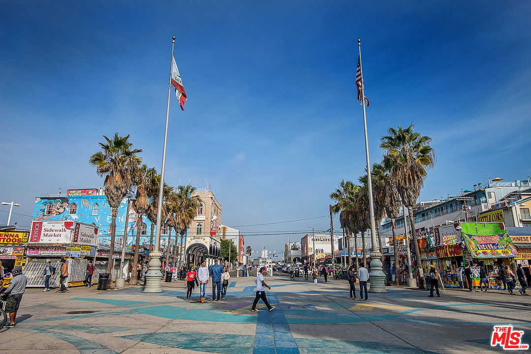 2940 Neilson Way, Unit 203 Santa Monica, CA 90405 - Photo 44 of 52