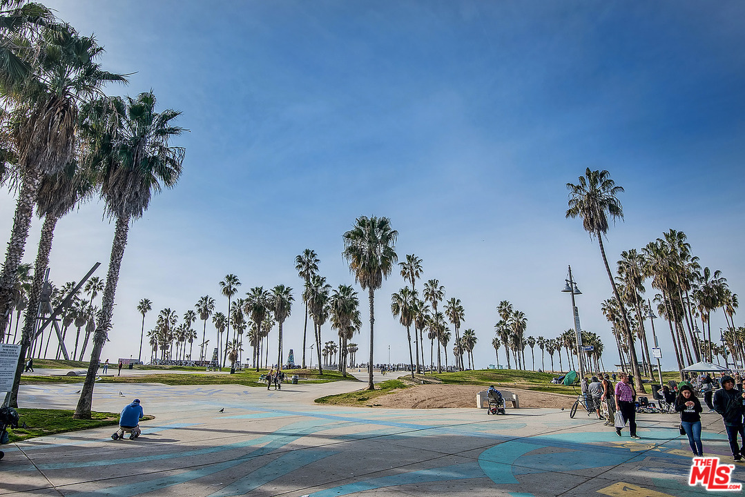 2940 Neilson Way, Unit 203 Santa Monica, CA 90405 - Photo 51 of 52