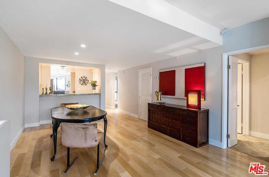 2940 Neilson Way, Unit 203 Santa Monica, CA 90405 - Photo 9 of 52