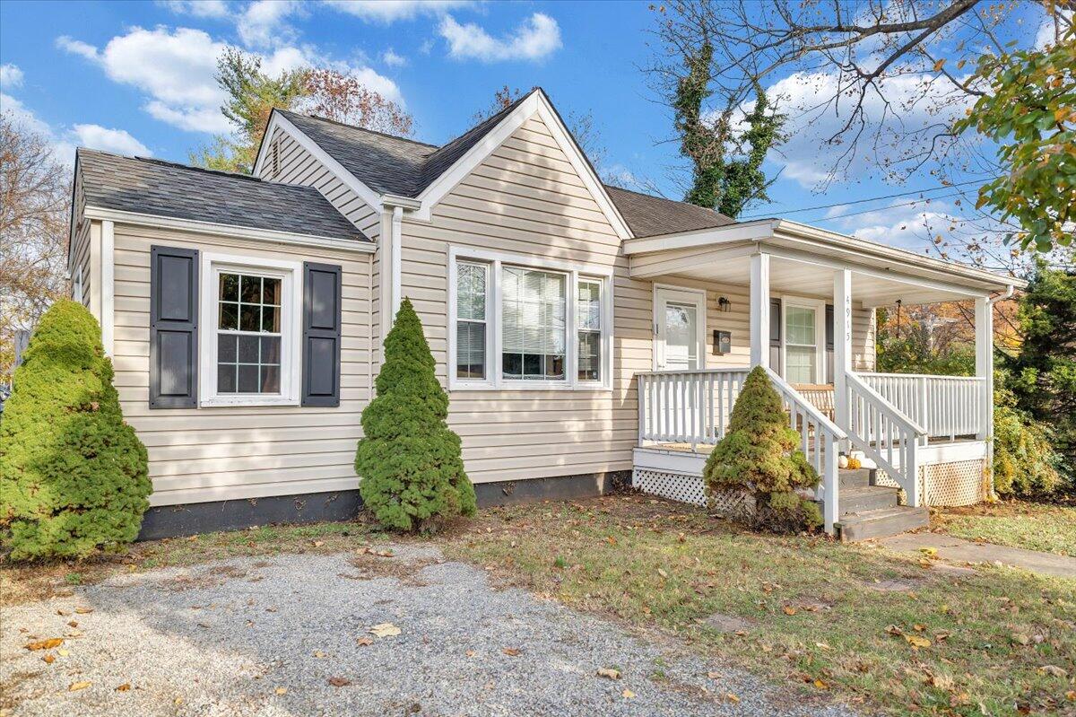 4915 Hildebrand Road Northwest Roanoke, VA 24012 - Photo 2 of 40 a view of a house with a yard