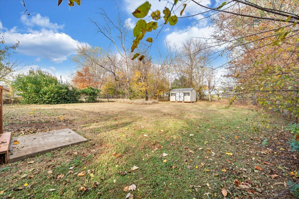 4915 Hildebrand Road Northwest Roanoke, VA 24012 - Photo 30 of 40 a view of a street with houses