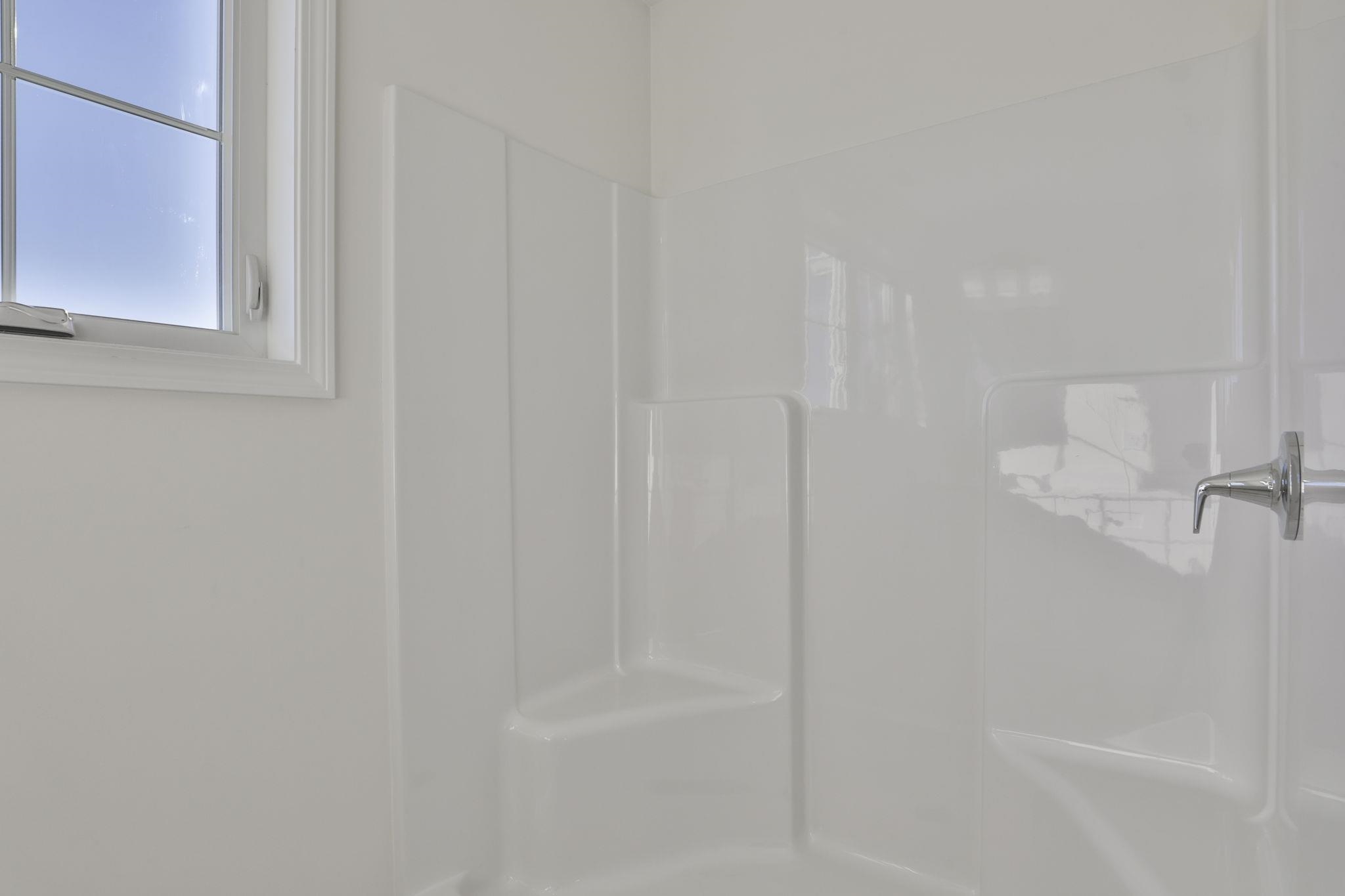 63 Crestview Way Raymond, NH 03077 - Photo 32 of 37