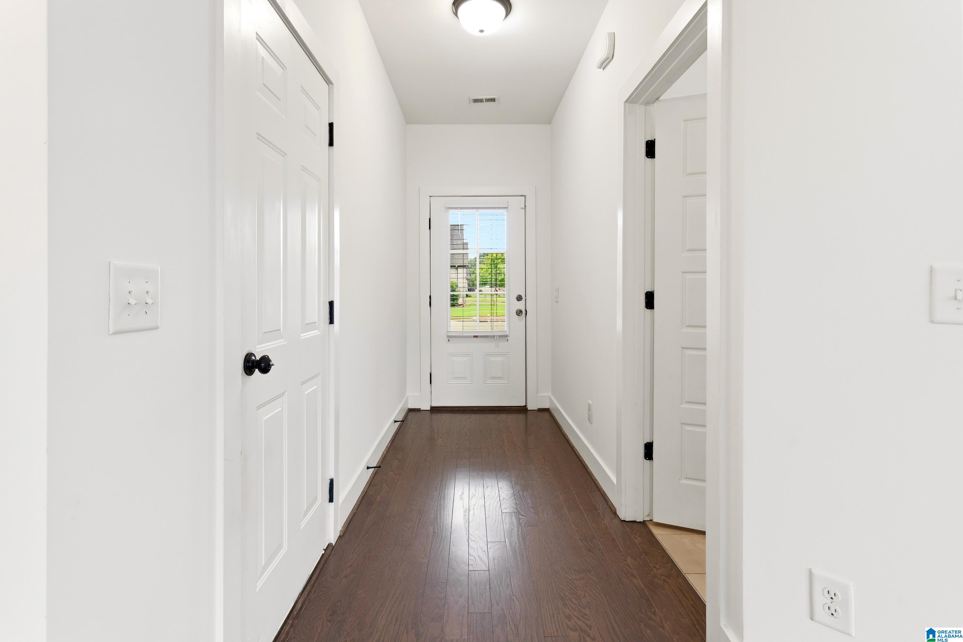 106 Falling Waters Lane Alabaster, AL 35114 - Photo 4 of 36