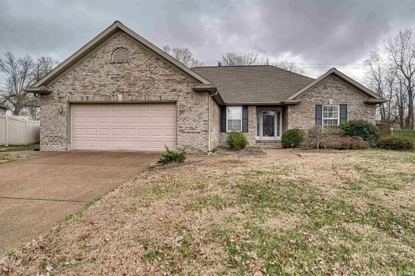 $310,000 | 105 Temple Drive, Newburgh, IN 47630