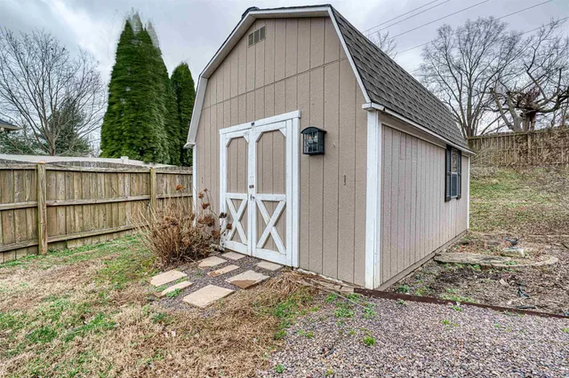 $315,000 | 105 Temple Drive, Newburgh, IN 47630